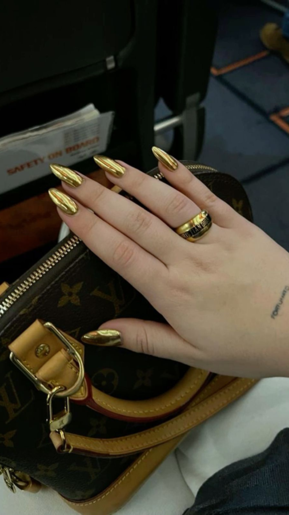 autumn nail trends 2026