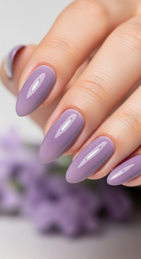 classy neutral nail ideas