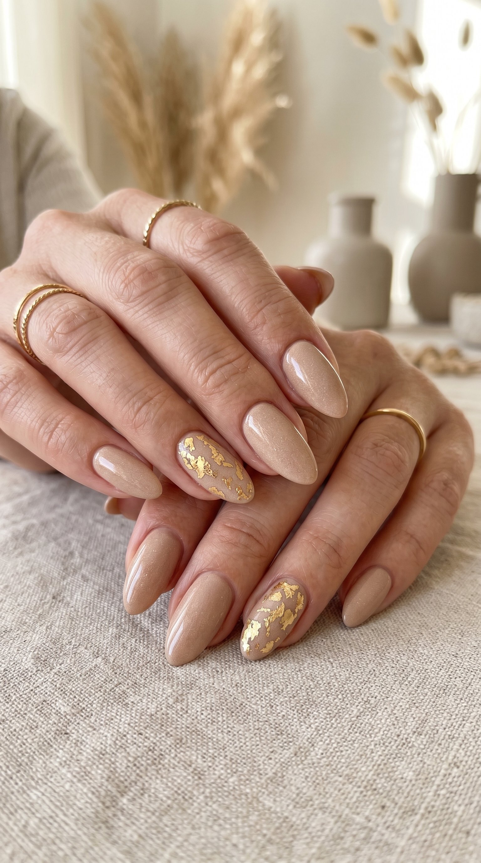 neutral beach nails